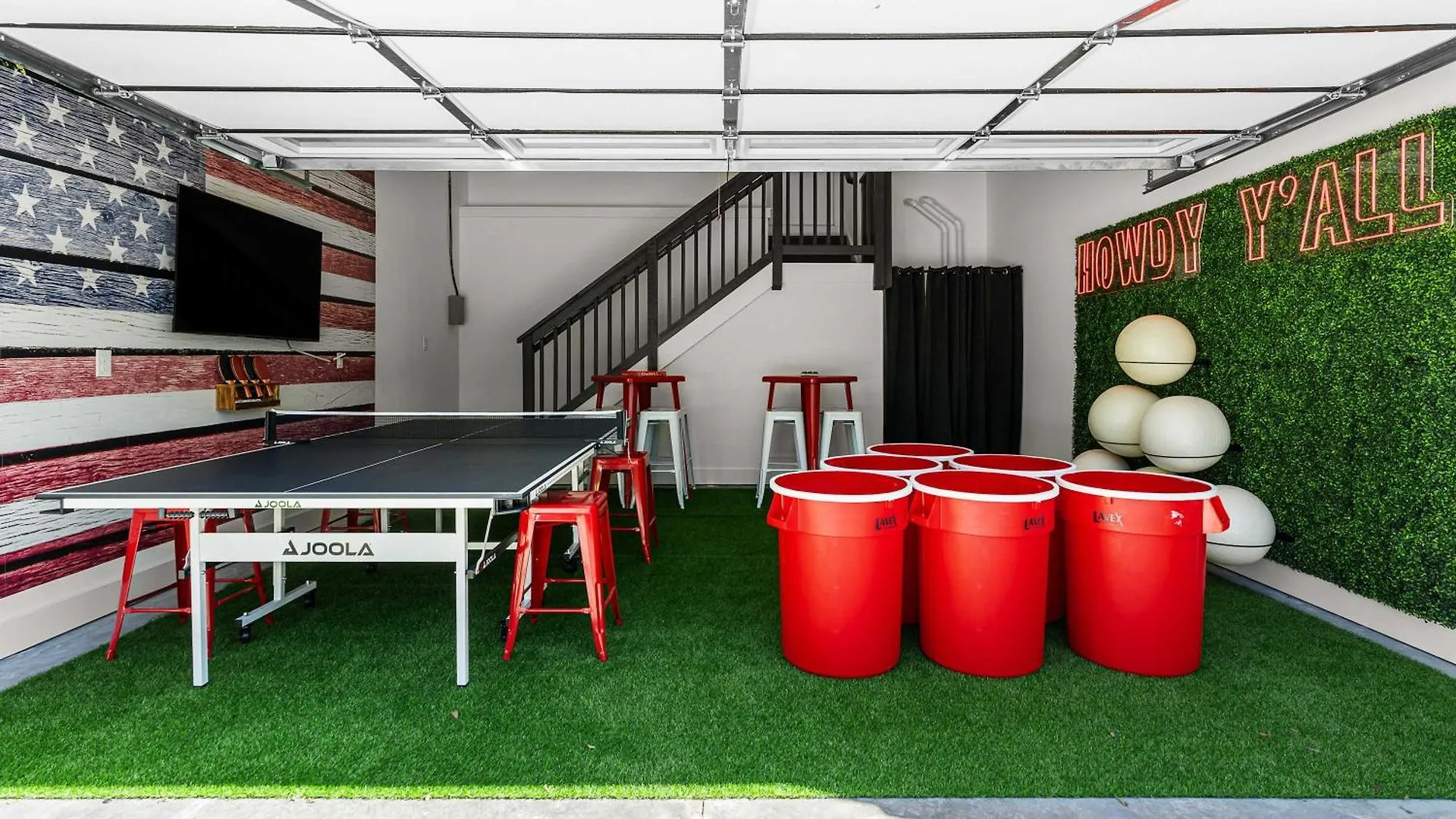 The Americana Abode Rooftop Hot Tub Game Room Nashville